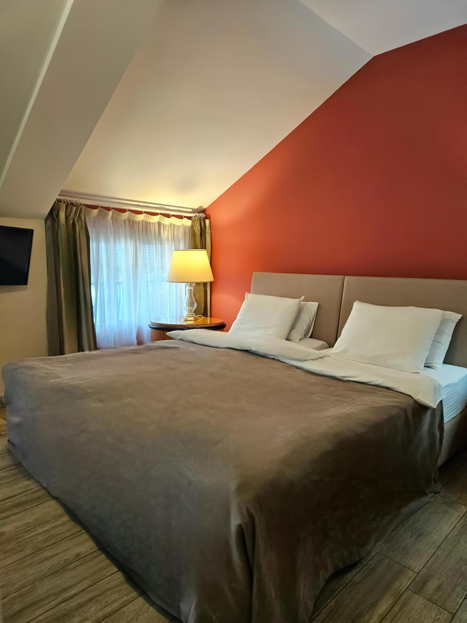 Male Stepenice Belgrado Exterior foto